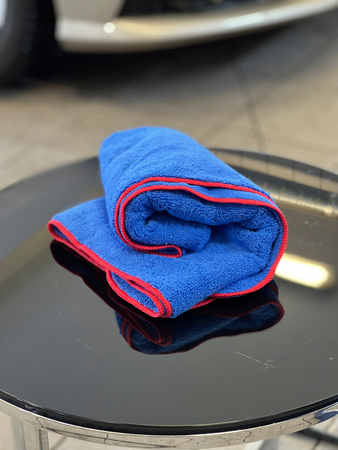 ZESTAW DO MYCIA AUTA - RĘCZNIK DO OSUSZANIA LAKIERU + RĘKAWICA Z MIKROFIBRY