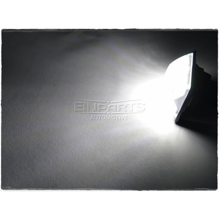 PODŚWIETLENIE TABLICY REJESTRACYJNEJ EP95 NISSAN 