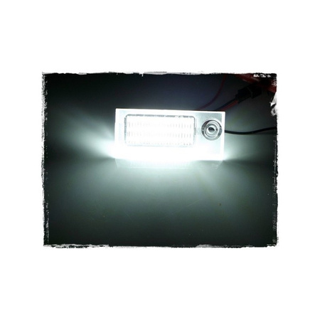 PODŚWIETLENIE TABLICY REJESTRACYJNEJ EP56 Audi A6